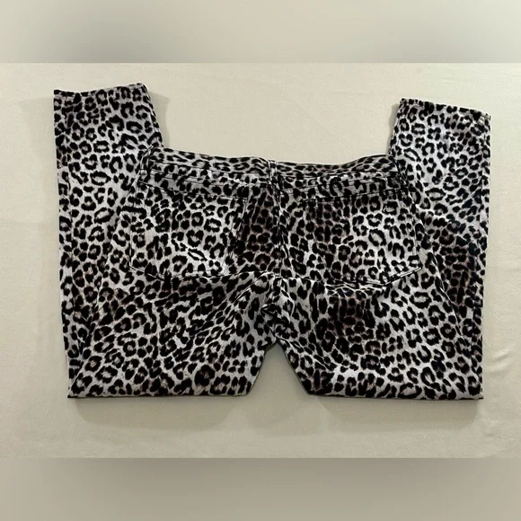 Rag & Bone Boyfriend Snow Leopard Print Womens Pants Size 28 - Picture 3 of 14